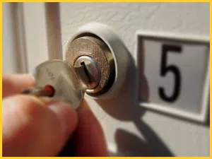 Exclusive Locksmith Service Cranston, RI 401-424-9798 - 9-mailbox-locks